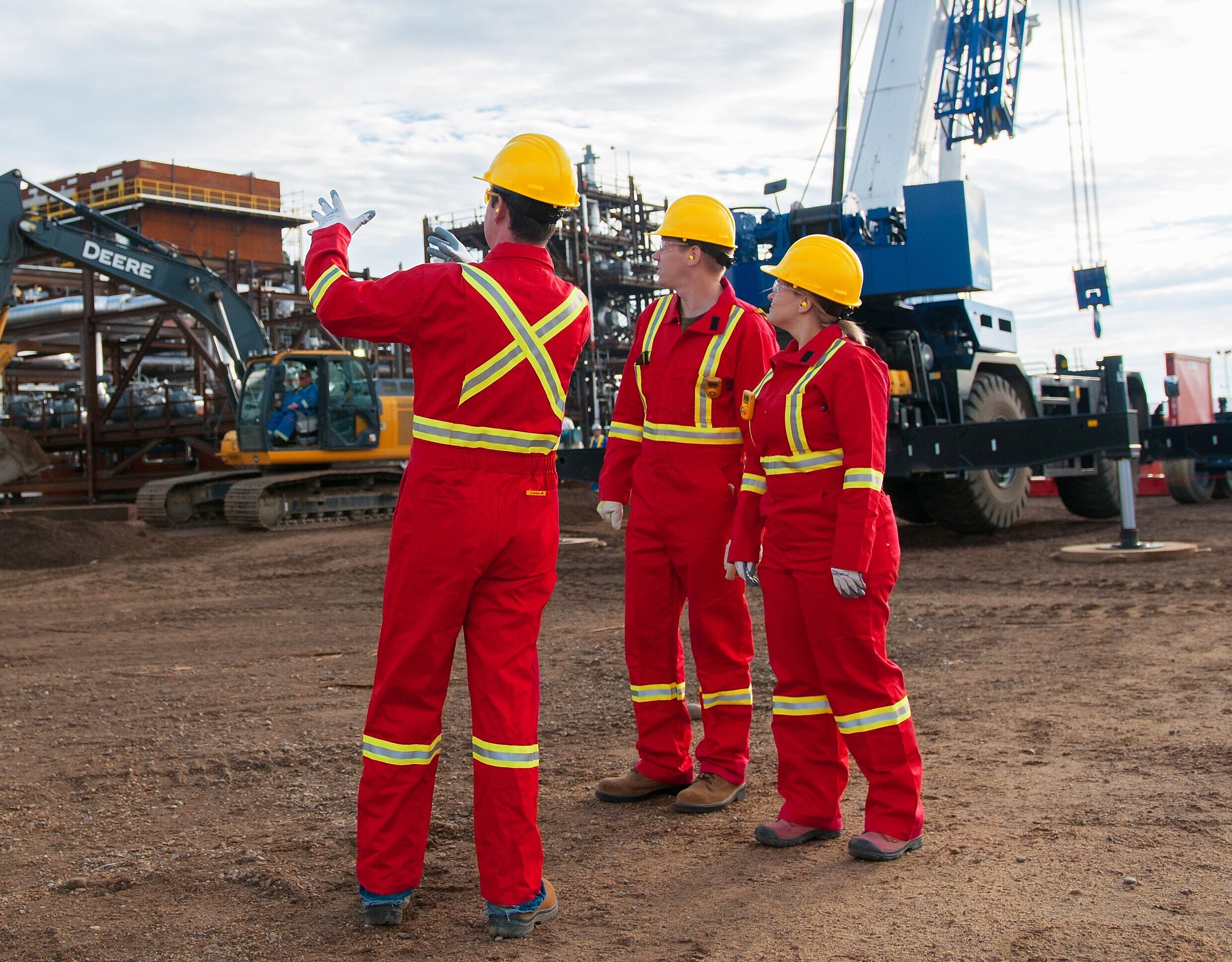 Claus process operatives carrying out inspection checks