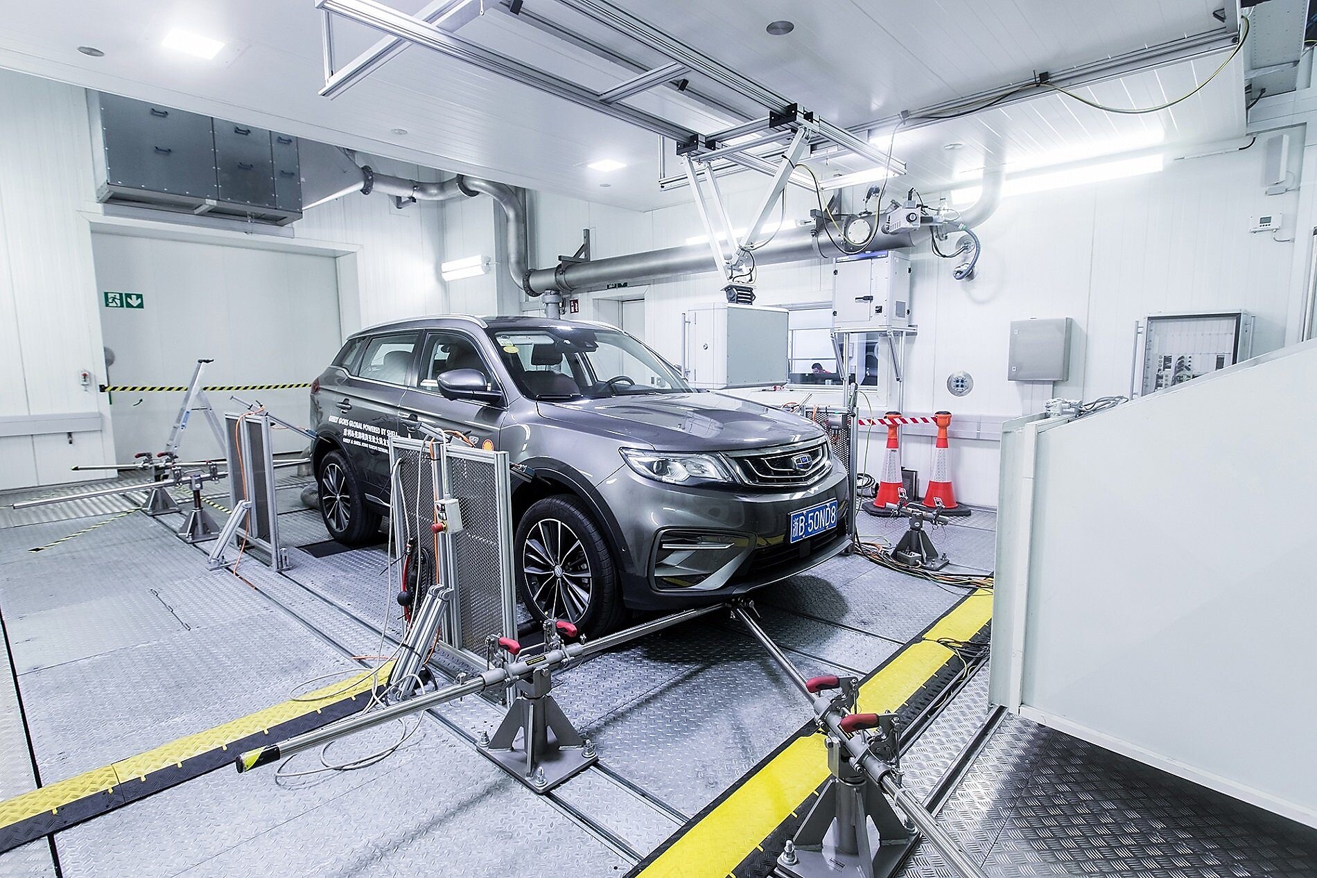 Car in chassis test laboratory